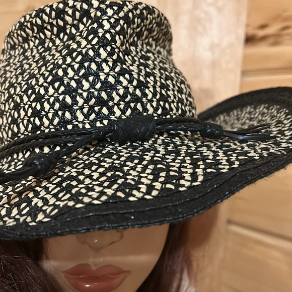 Eric Javits Sun Hat UPF 50+ OS - Picture 2 of 6